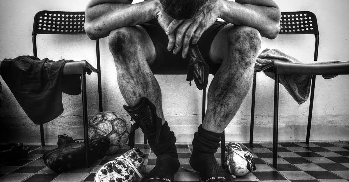 Los 5 Errores Más Comunes al Jugar Fútbol y Cómo Evitarlos