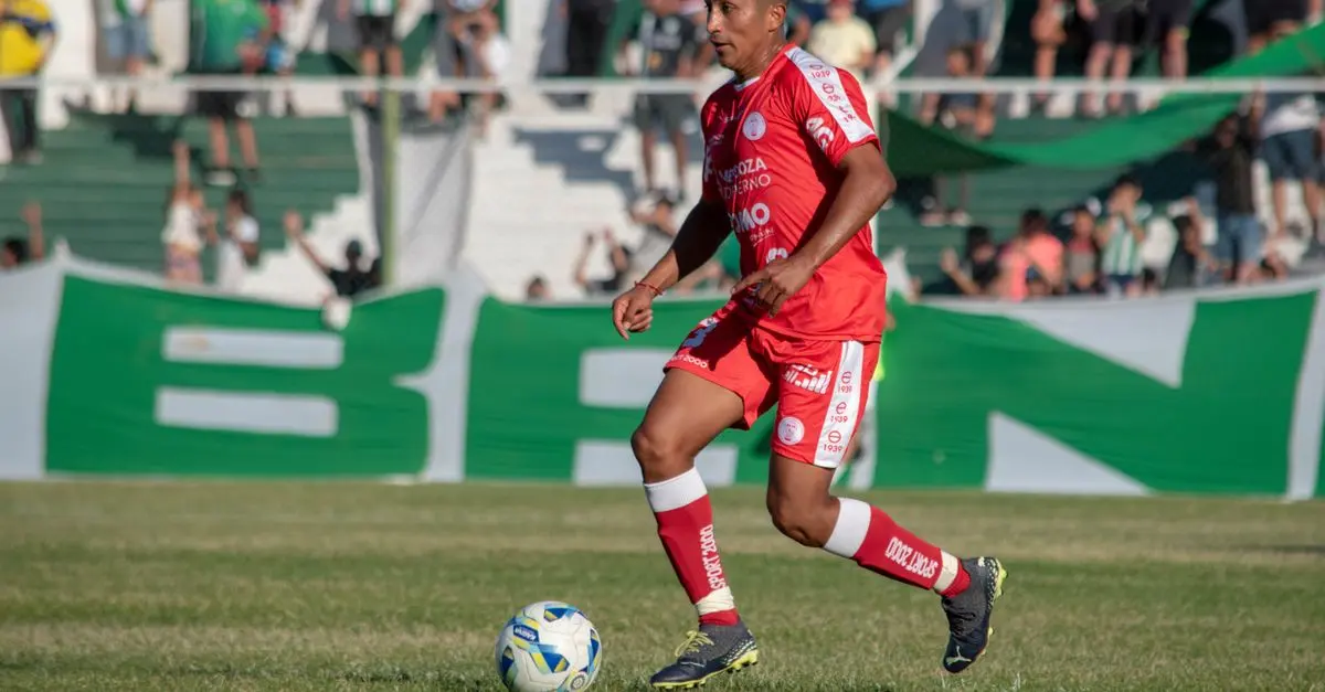 La Vida y Carrera de Ronaldinho: El Mago del Fútbol